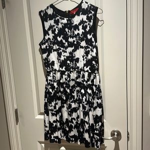 SAKS FIFTH AVE. SM cocktail dress